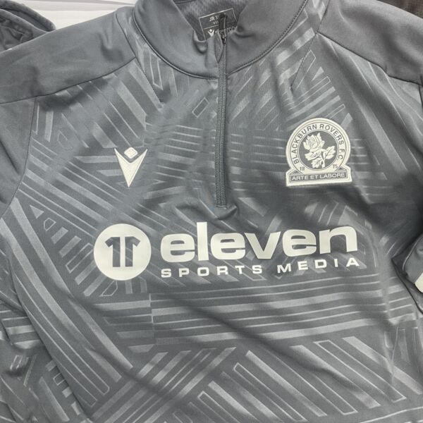 Customer Supplied Football Jumper Gold Thumbnail